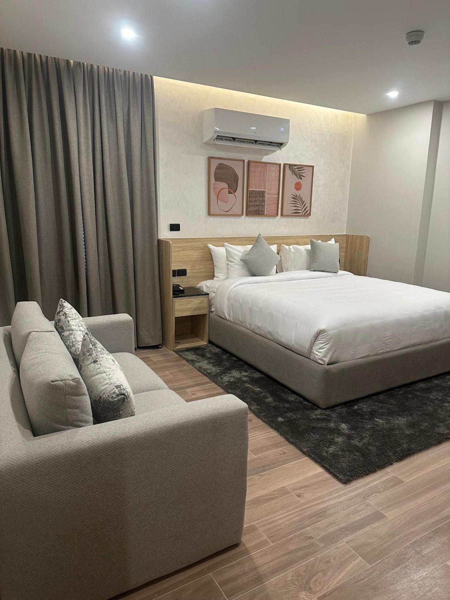 Lacasa Motel 3*